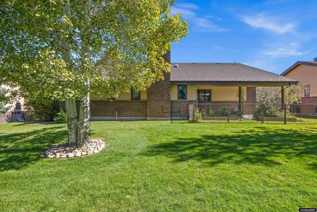 $673,000 | 1920 Rustic Court, Casper, WY 82609