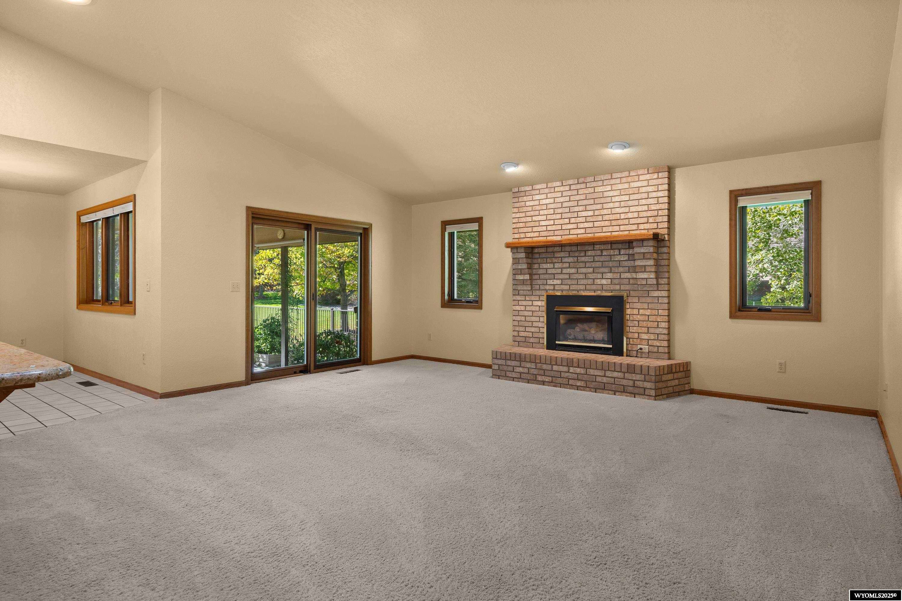 1920 Rustic Court Casper, WY 82609 - Photo 8 of 36