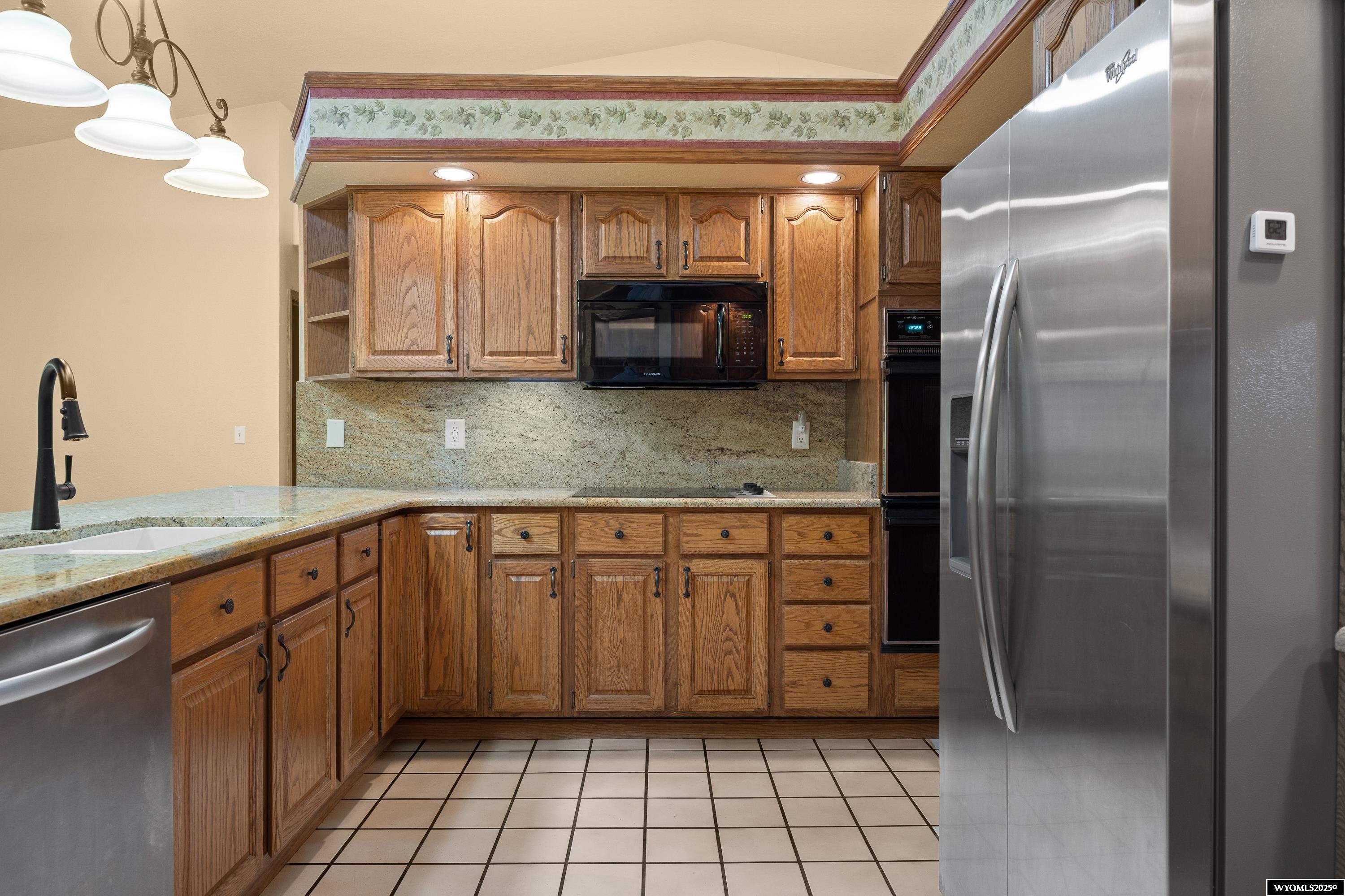 1920 Rustic Court Casper, WY 82609 - Photo 10 of 36