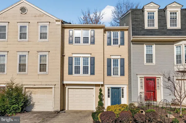 $645,000 | 7 South Floyd Street, Alexandria, VA 22304