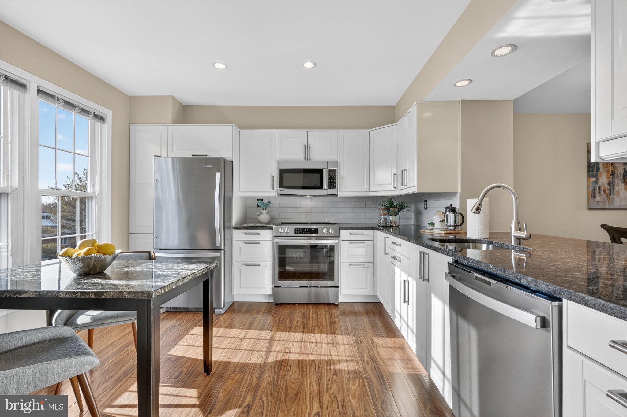 7 South Floyd Street Alexandria, VA 22304 - Photo 2 of 38