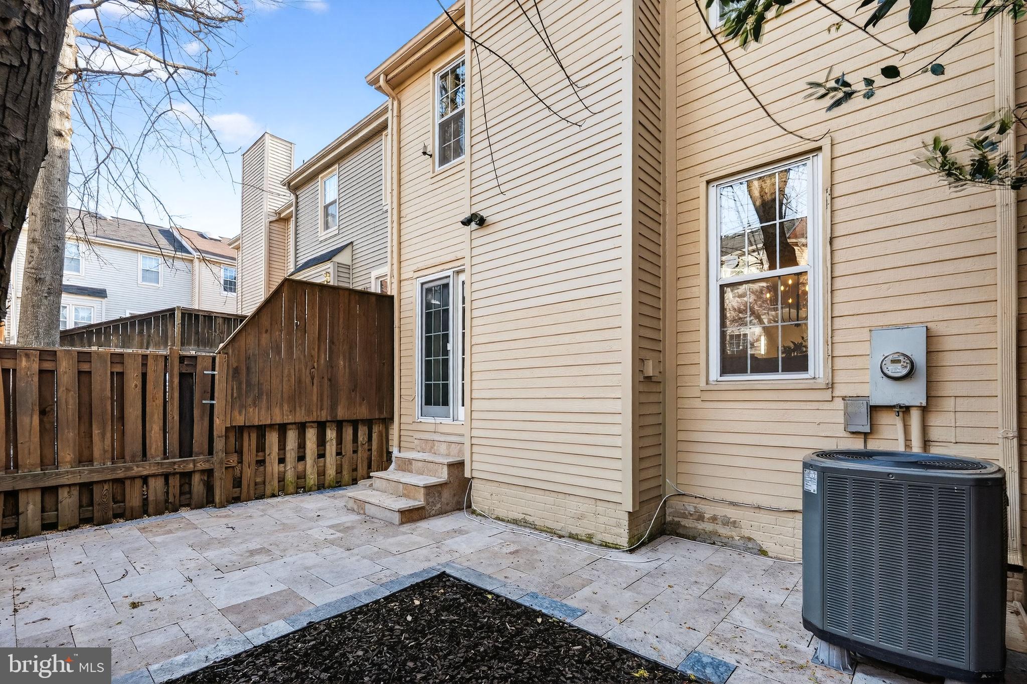 7 South Floyd Street Alexandria, VA 22304 - Photo 22 of 38