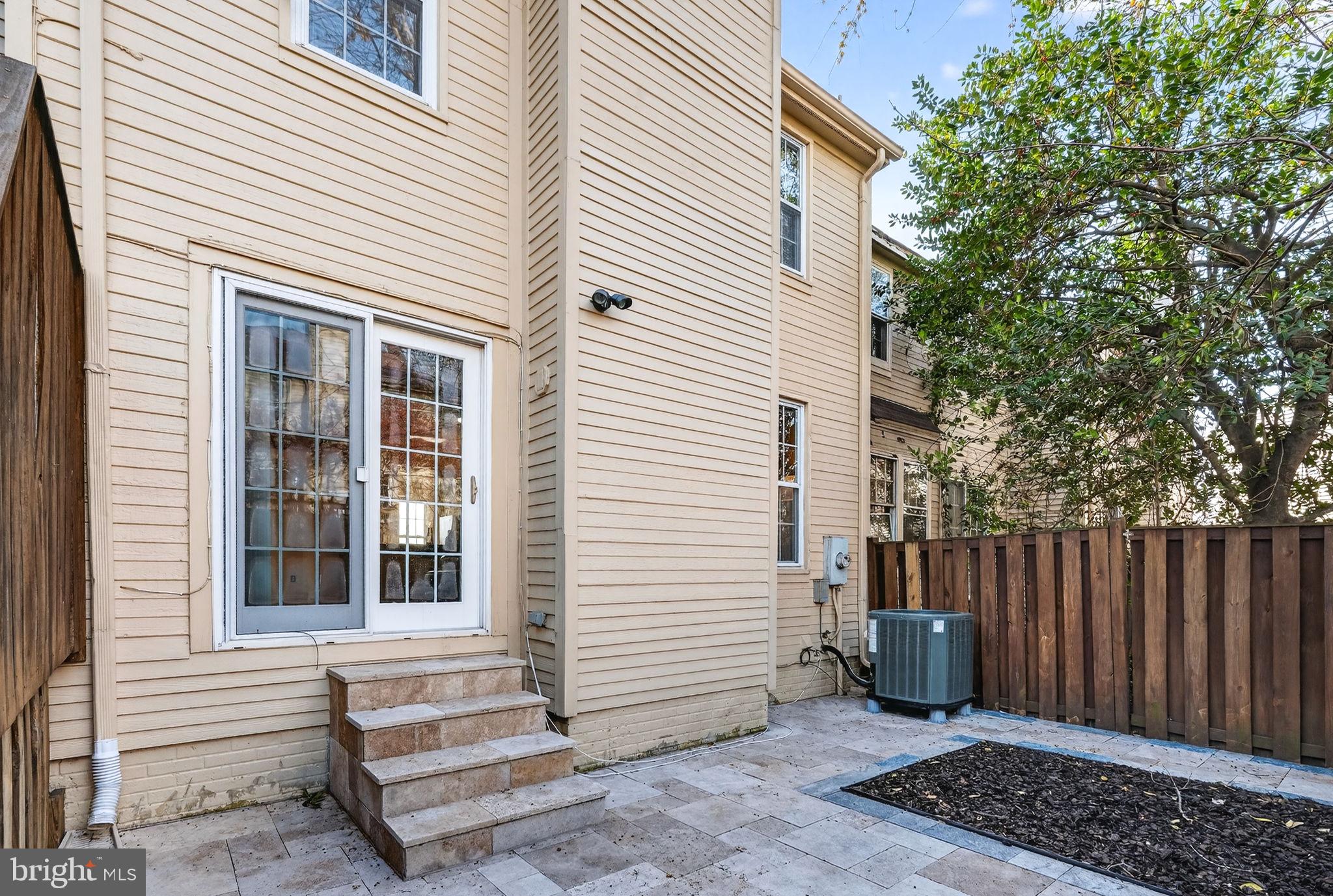 7 South Floyd Street Alexandria, VA 22304 - Photo 34 of 38