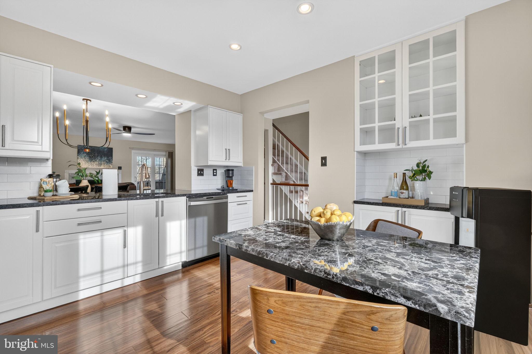 7 South Floyd Street Alexandria, VA 22304 - Photo 4 of 38