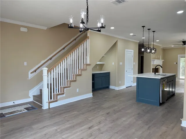 $2,275 | 807 South Coulter Drive, Bryan, TX 77803