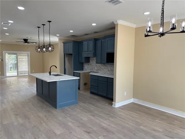 $2,275 | 807 South Coulter Drive, Bryan, TX 77803