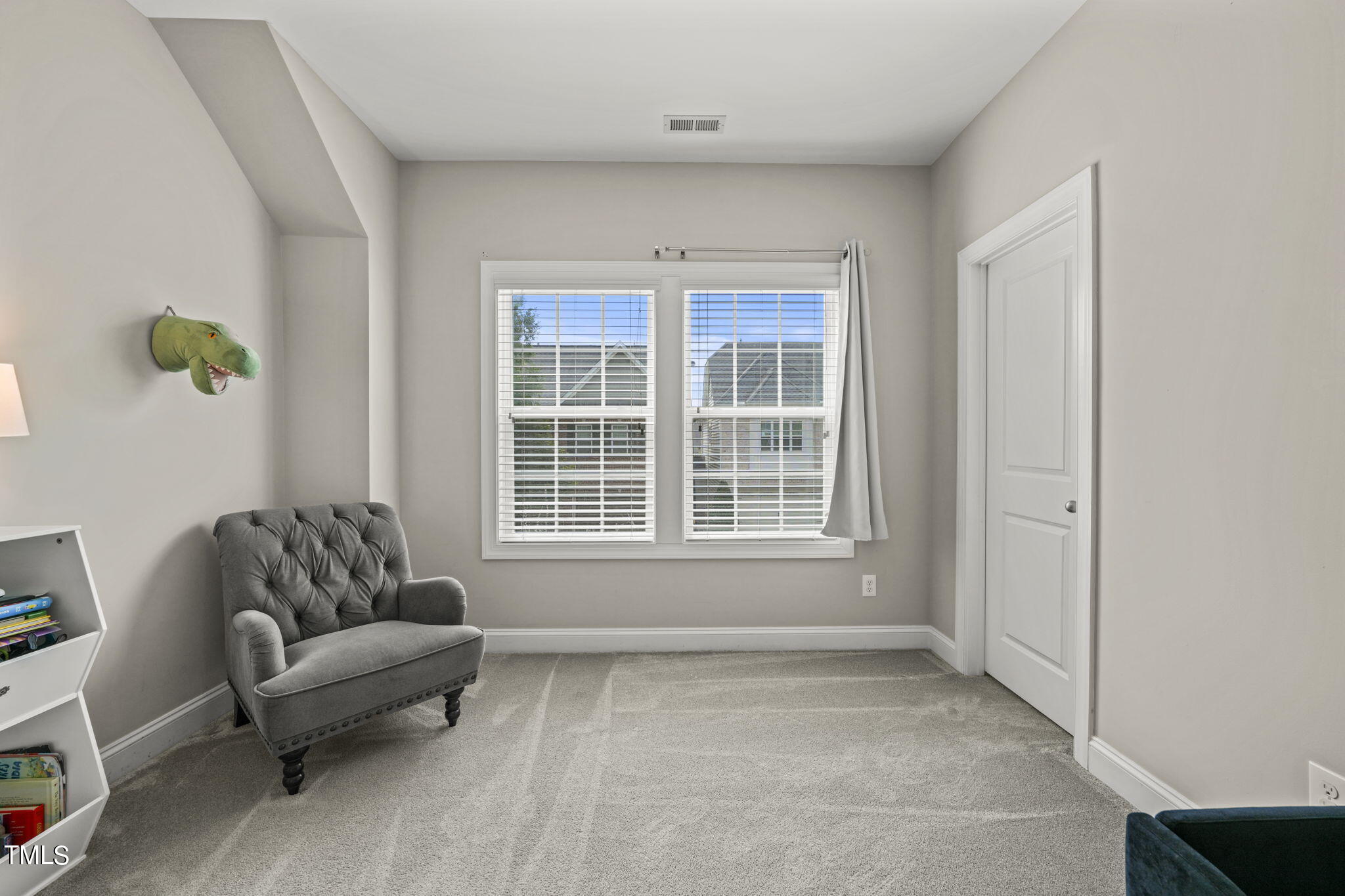 4021 Periwinkle Blue Lane Raleigh, NC 27612 - Photo 32 of 47 25-web-or-mls-DSC04659