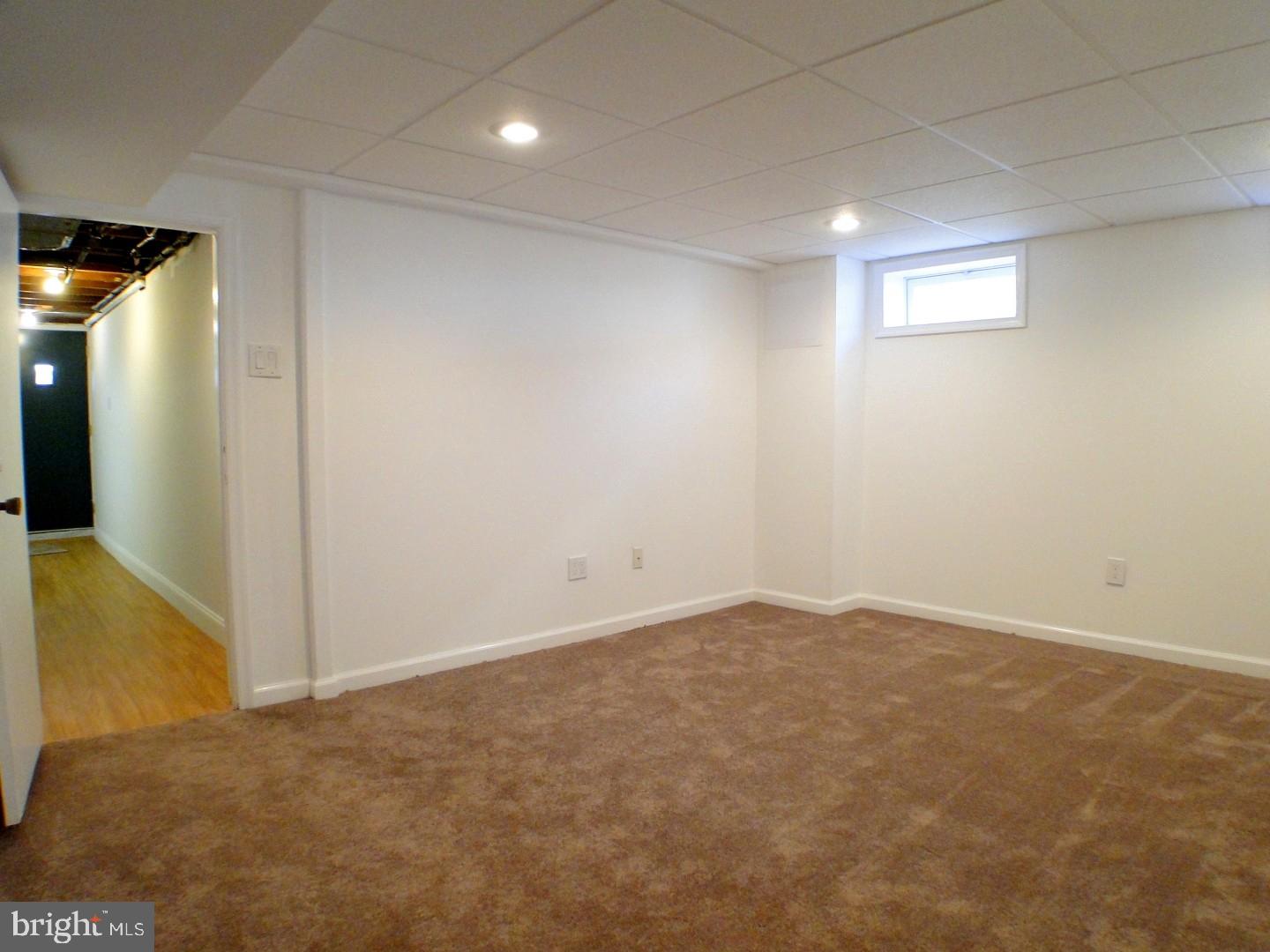 3440 Holyoke Road Philadelphia, PA 19114 - Photo 20 of 24 Family Room