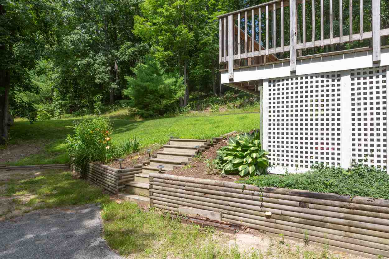 52 Noyes Road Londonderry, NH 03053 - Photo 30 of 31