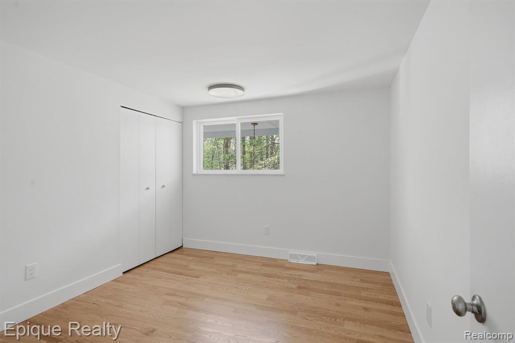 8315 Reese Road Clarkston, MI 48348 - Photo 16 of 29