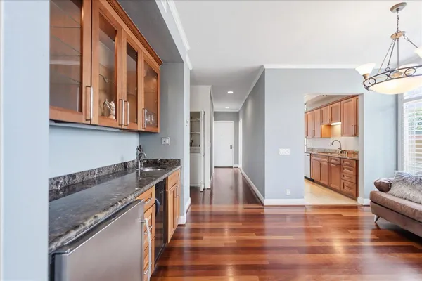 $5,250 | 11 Hayward Avenue, Unit 2001, San Mateo, CA 94401
