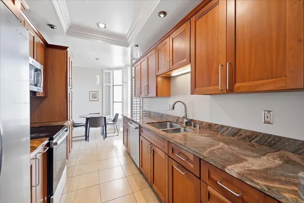 $5,250 | 11 Hayward Avenue, Unit 2001, San Mateo, CA 94401