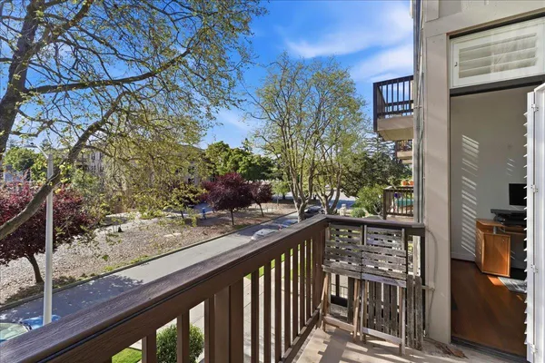 $5,250 | 11 Hayward Avenue, Unit 2001, San Mateo, CA 94401