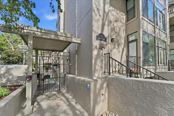 $5,250 | 11 Hayward Avenue, Unit 2001, San Mateo, CA 94401