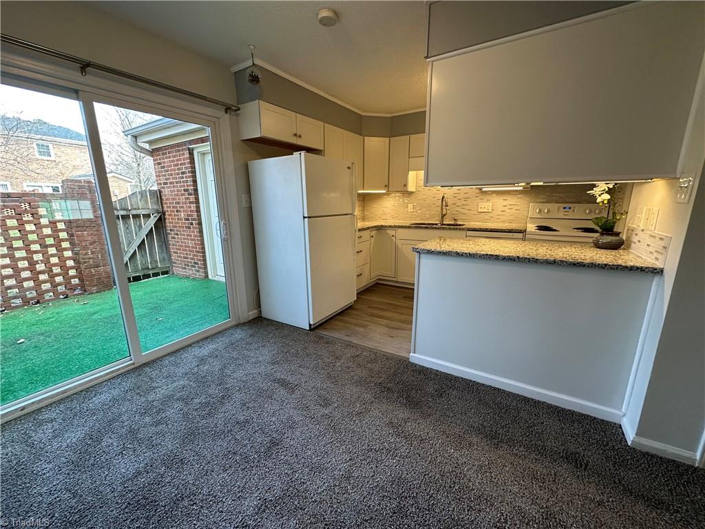 207 Northpoint Avenue, Unit H High Point, NC 27262 - Photo 14 of 48