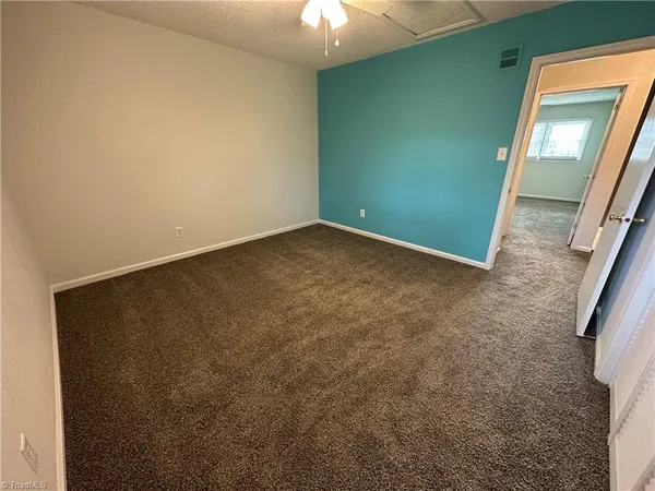 $135,000 | 207 Northpoint Avenue, Unit H, High Point, NC 27262
