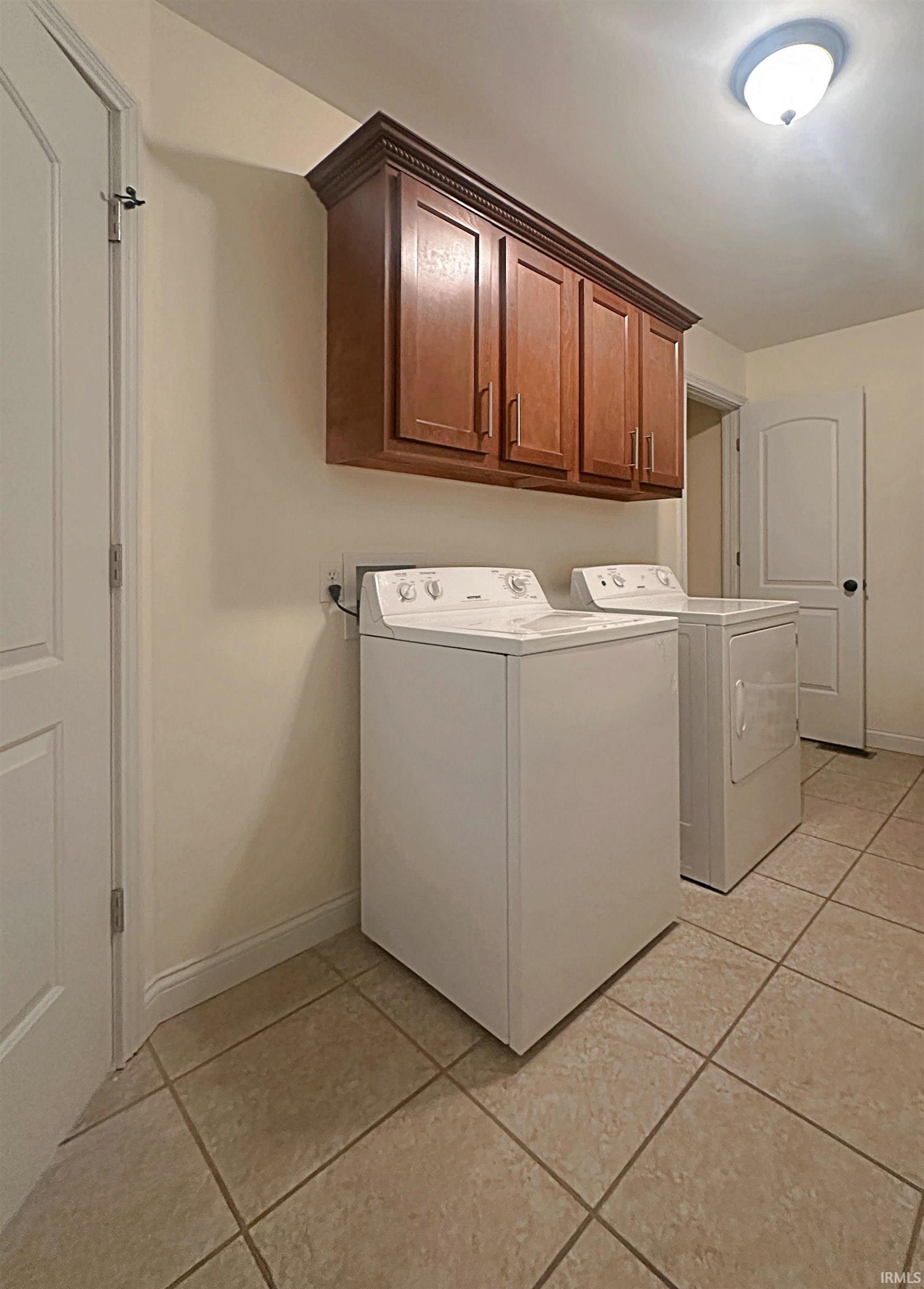 903 Southwest 6th Street Washington, IN 47501 - Photo 17 of 22