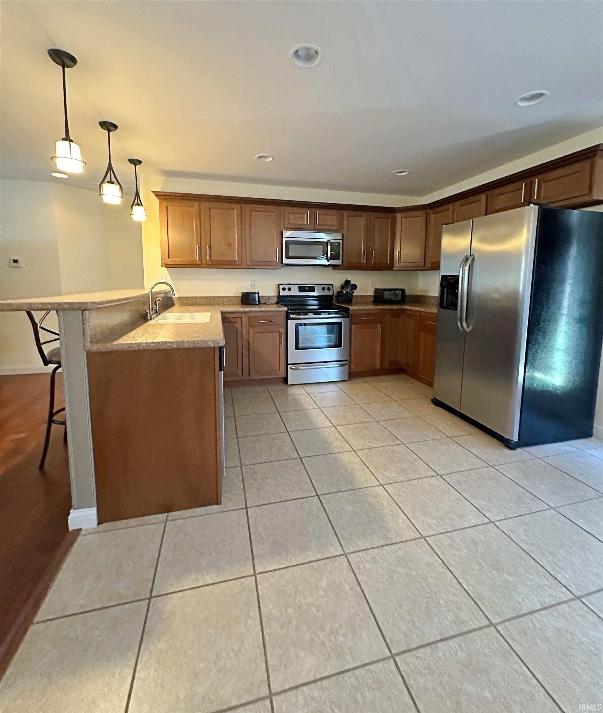 903 Southwest 6th Street Washington, IN 47501 - Photo 7 of 22