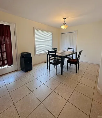 $225,000 | 903 Southwest 6th Street, Washington, IN 47501