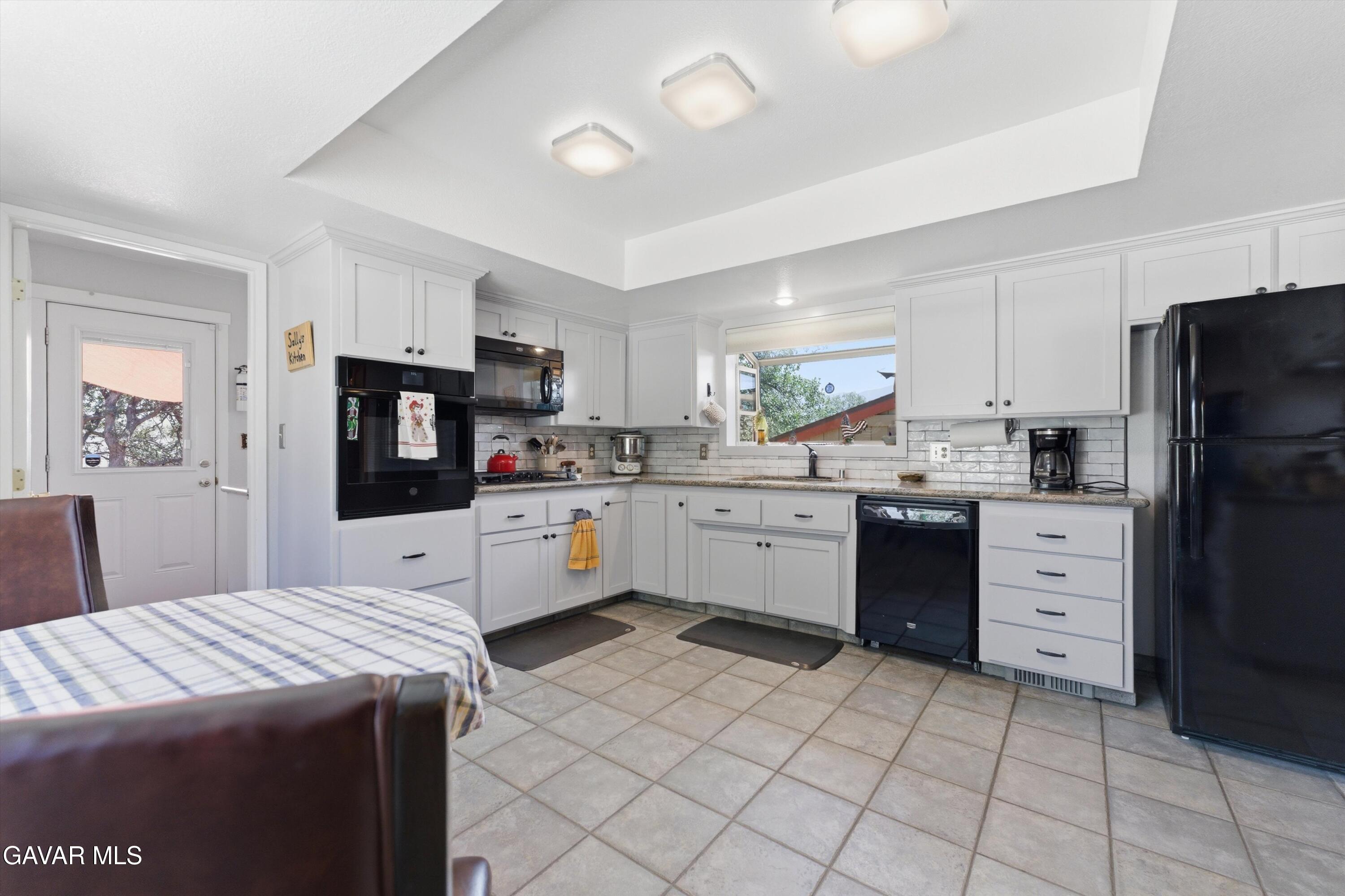 21404 Quail Springs Road Tehachapi, CA 93561 - Photo 11 of 35 12-JYP07625