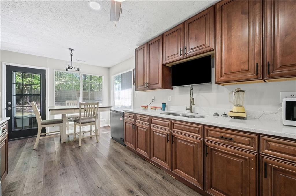 365 Cook Drive Ellenwood, GA 30294 - Photo 9 of 28
