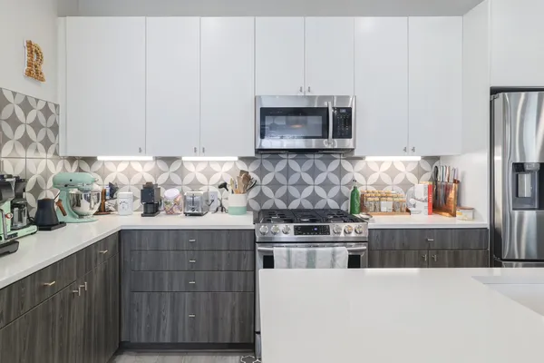 2624 Metcalfe Road, Unit 24, Austin, TX 78741