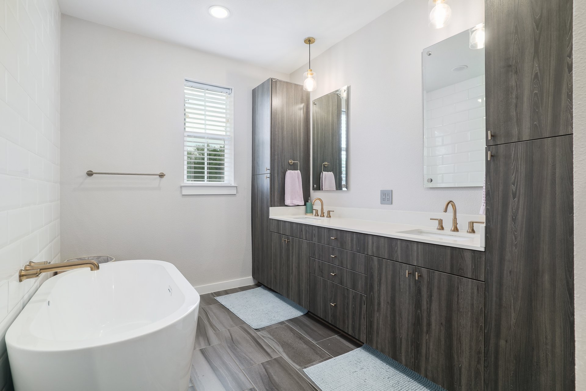 2624 Metcalfe Road, Unit 24 Austin, TX 78741 - Photo 16 of 25