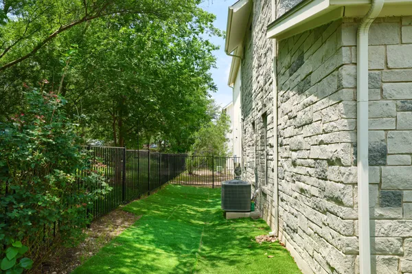 2624 Metcalfe Road, Unit 24, Austin, TX 78741