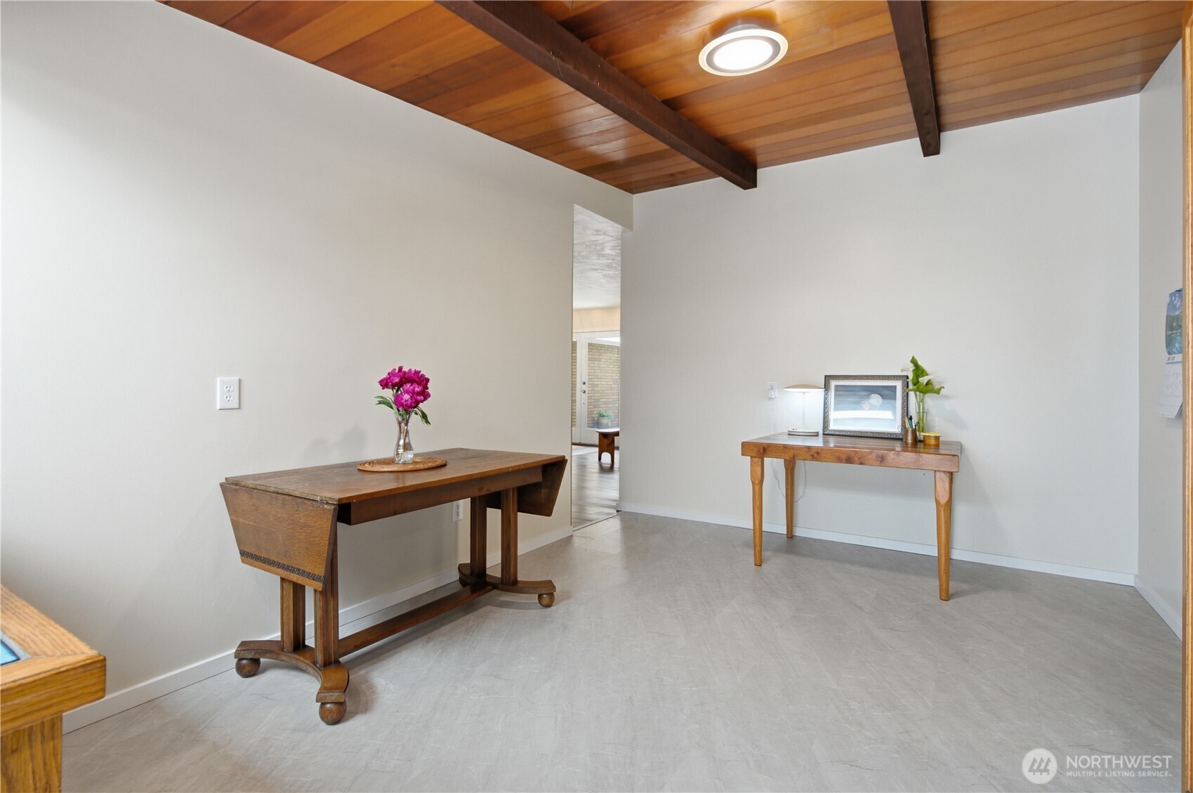 3050 Southeast Mullenix Road Port Orchard, WA 98367 - Photo 12 of 40 a view of workspace with furniture