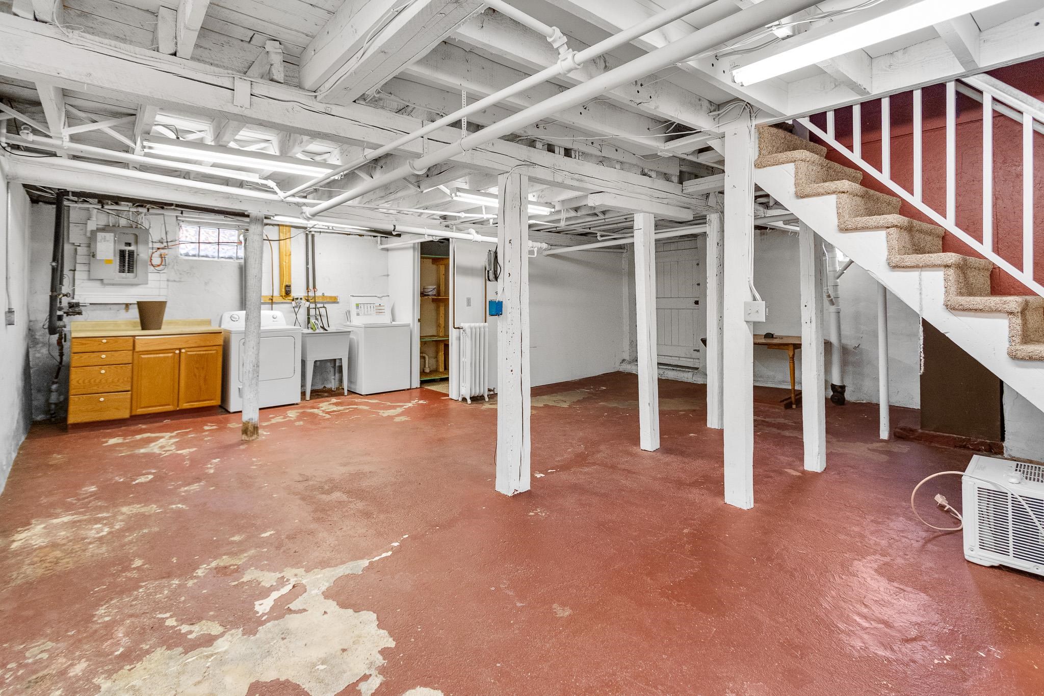 6494 School Street Finlayson, MN 55735 - Photo 28 of 32 Below grade area with independent washer and dryer and electric panel