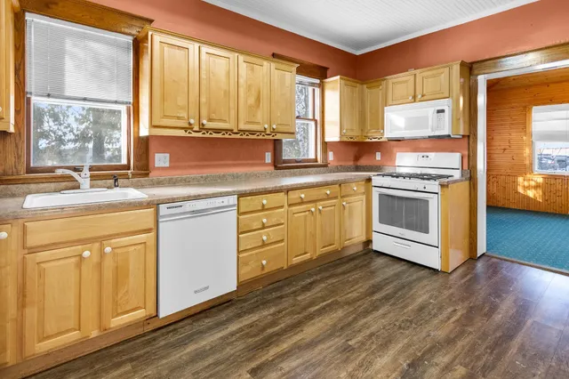 $279,900 | 6494 School Street, Finlayson, MN 55735