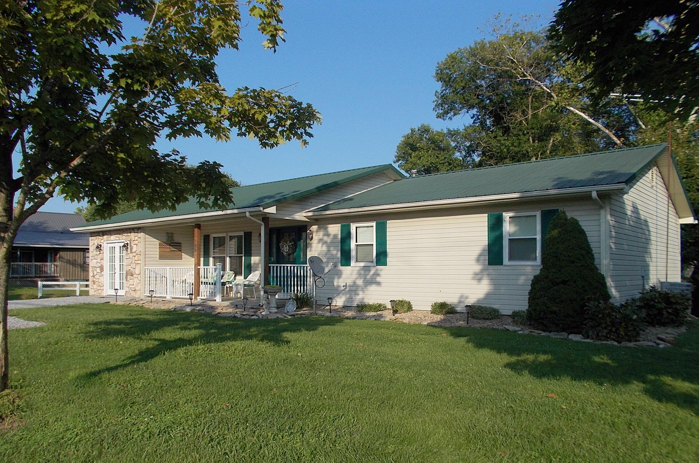 6590 Levee Road Jeffersonville, KY 40337 - Photo 2 of 30 DSCN5962