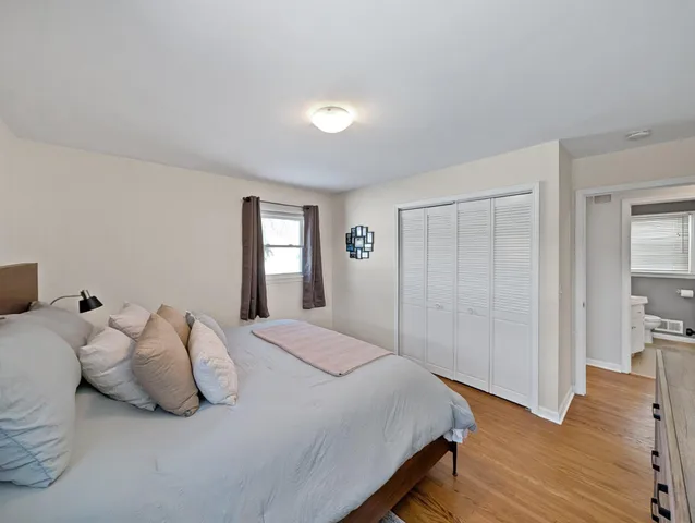 $300,000 | 3611 Hampshire Avenue North, Crystal, MN 55427