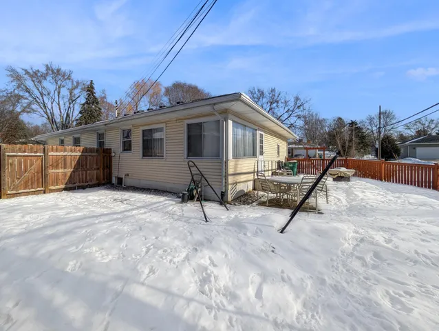 $300,000 | 3611 Hampshire Avenue North, Crystal, MN 55427