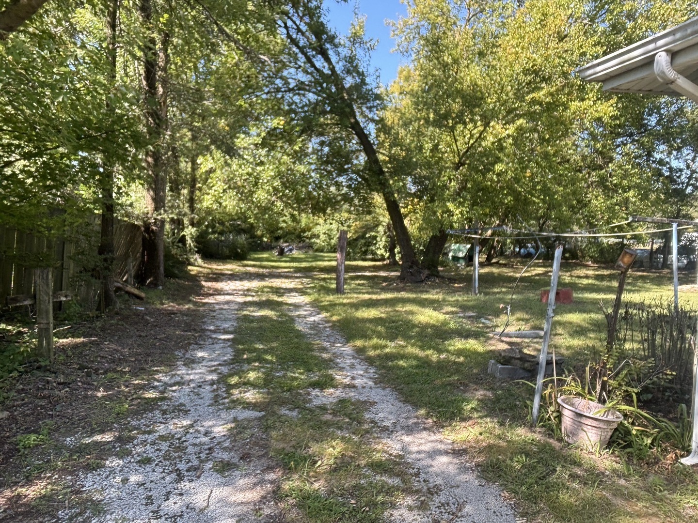 2458 South 12600E Road Pembroke Township, IL 60958 - Photo 3 of 16 a view of a yard with large trees