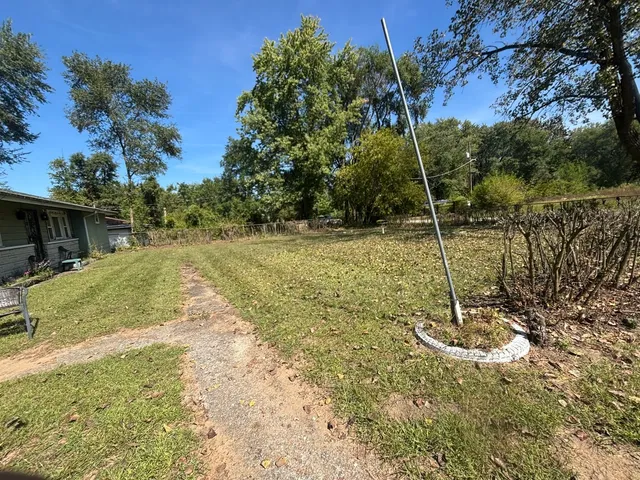 $100,000 | 2458 South 12600E Road, Pembroke Township, IL 60958