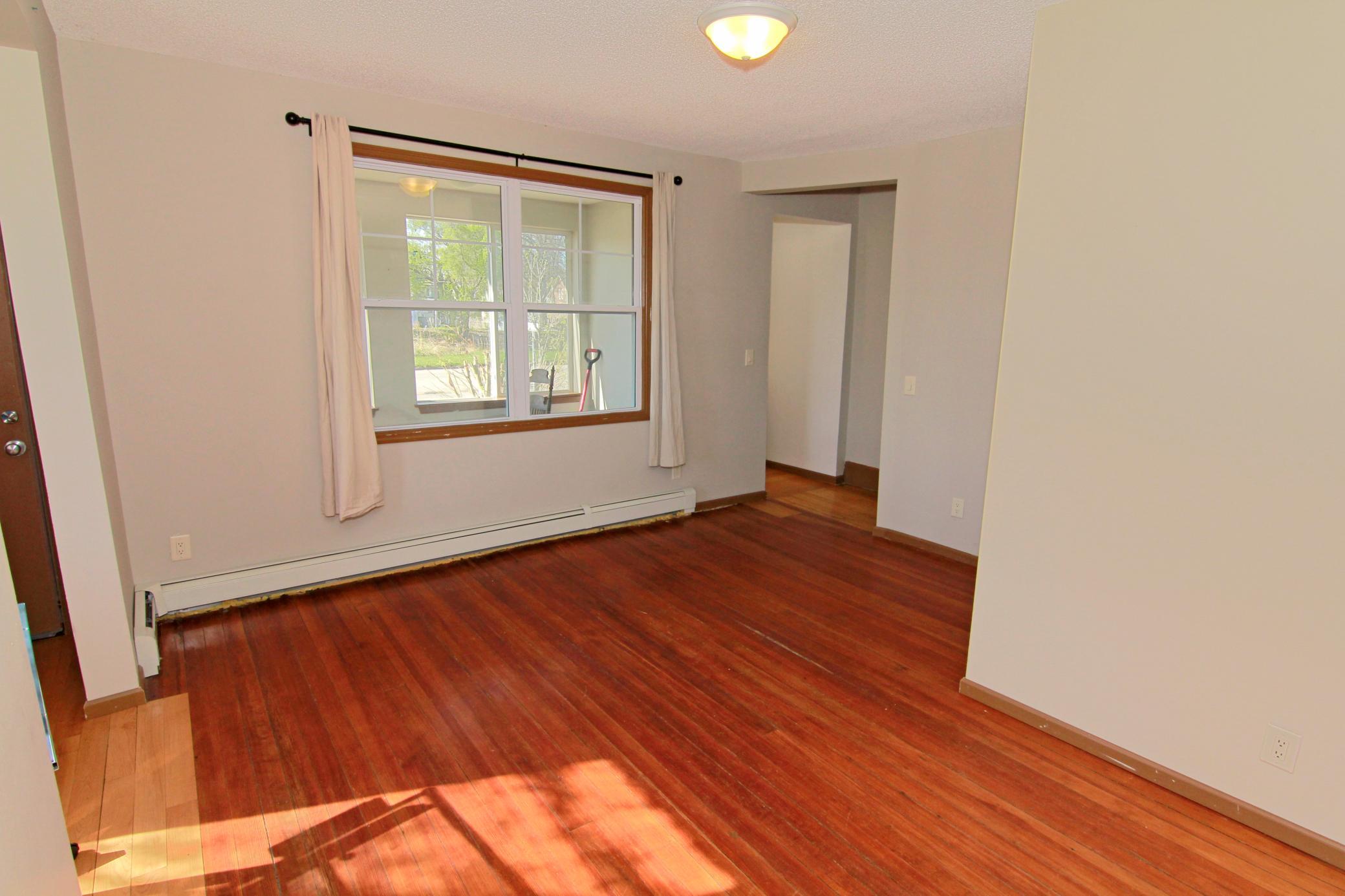 741 West Pierce Butler Route St. Paul, MN 55104 - Photo 11 of 21