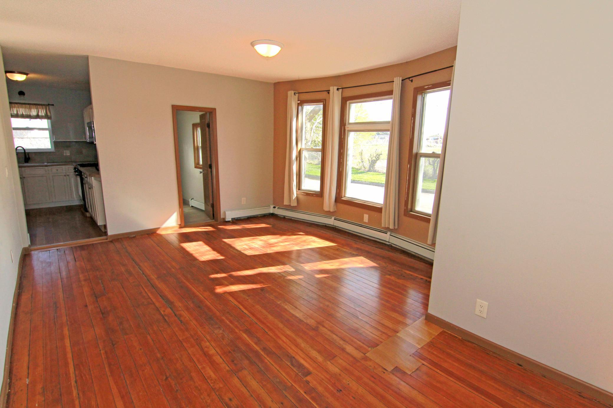 741 West Pierce Butler Route St. Paul, MN 55104 - Photo 9 of 21