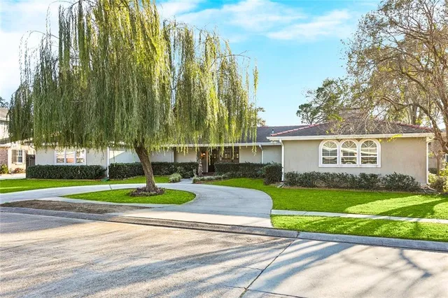 $3,200 | 5812 Virginia Place, Metairie, LA 70003