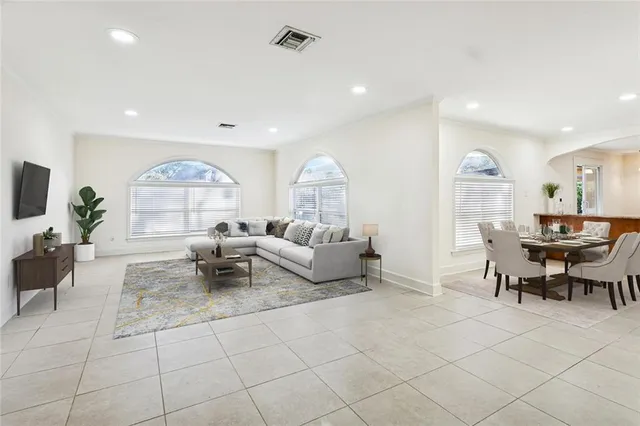 $3,200 | 5812 Virginia Place, Metairie, LA 70003