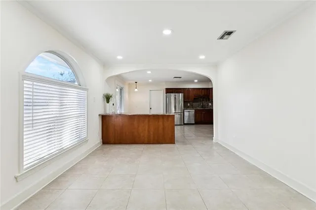 $3,200 | 5812 Virginia Place, Metairie, LA 70003