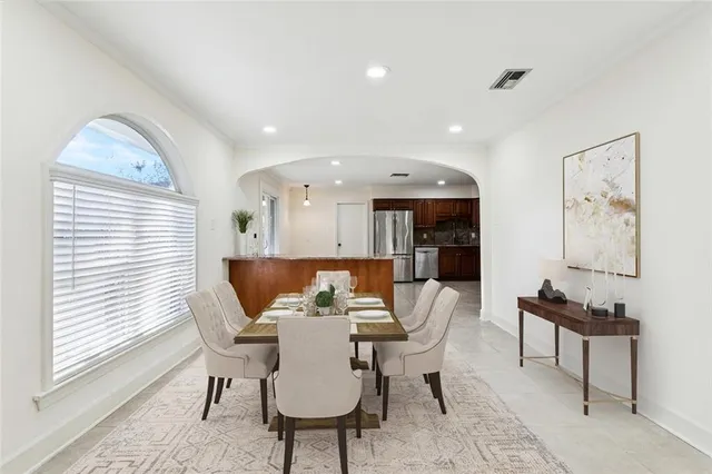 $3,200 | 5812 Virginia Place, Metairie, LA 70003