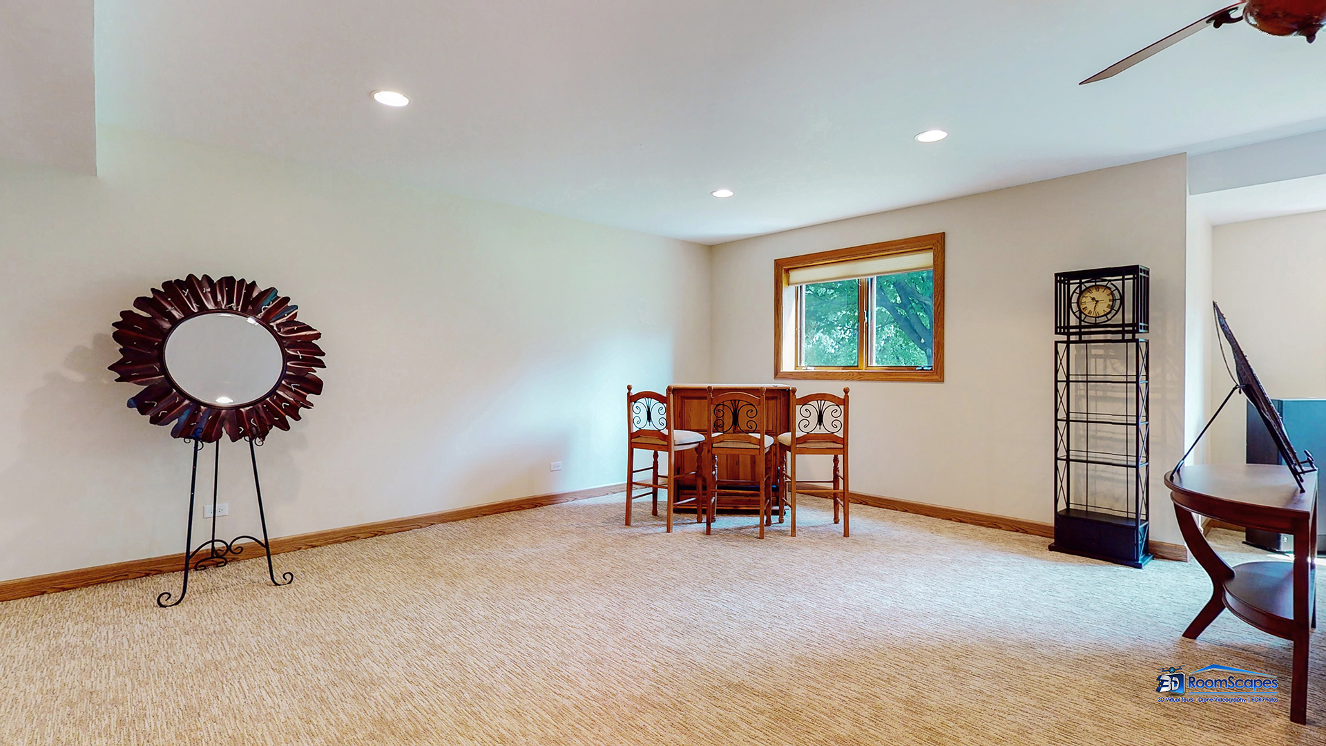 7202 Lone Oak Road Spring Grove, IL 60081 - Photo 36 of 59 a room with furniture and a window