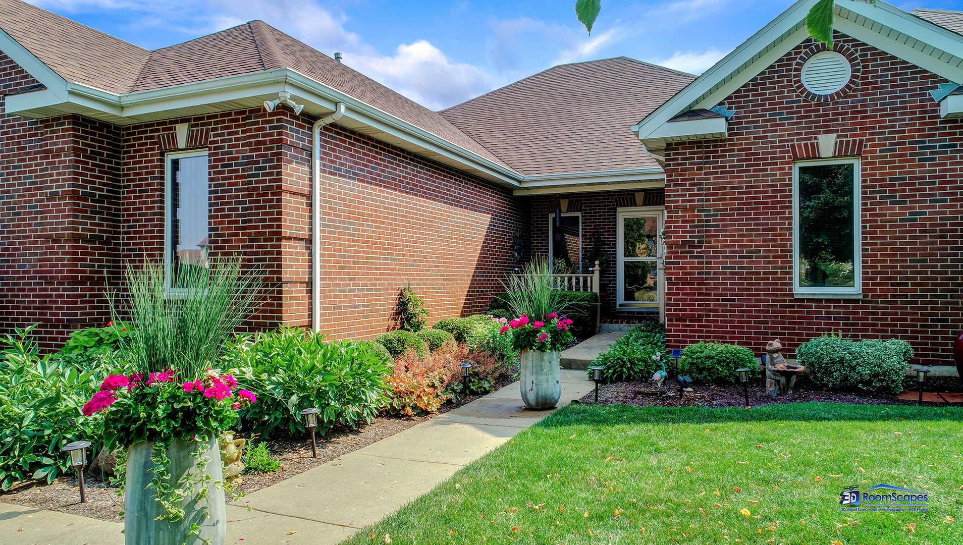 7202 Lone Oak Road Spring Grove, IL 60081 - Photo 6 of 59 a front view of a house with a garden