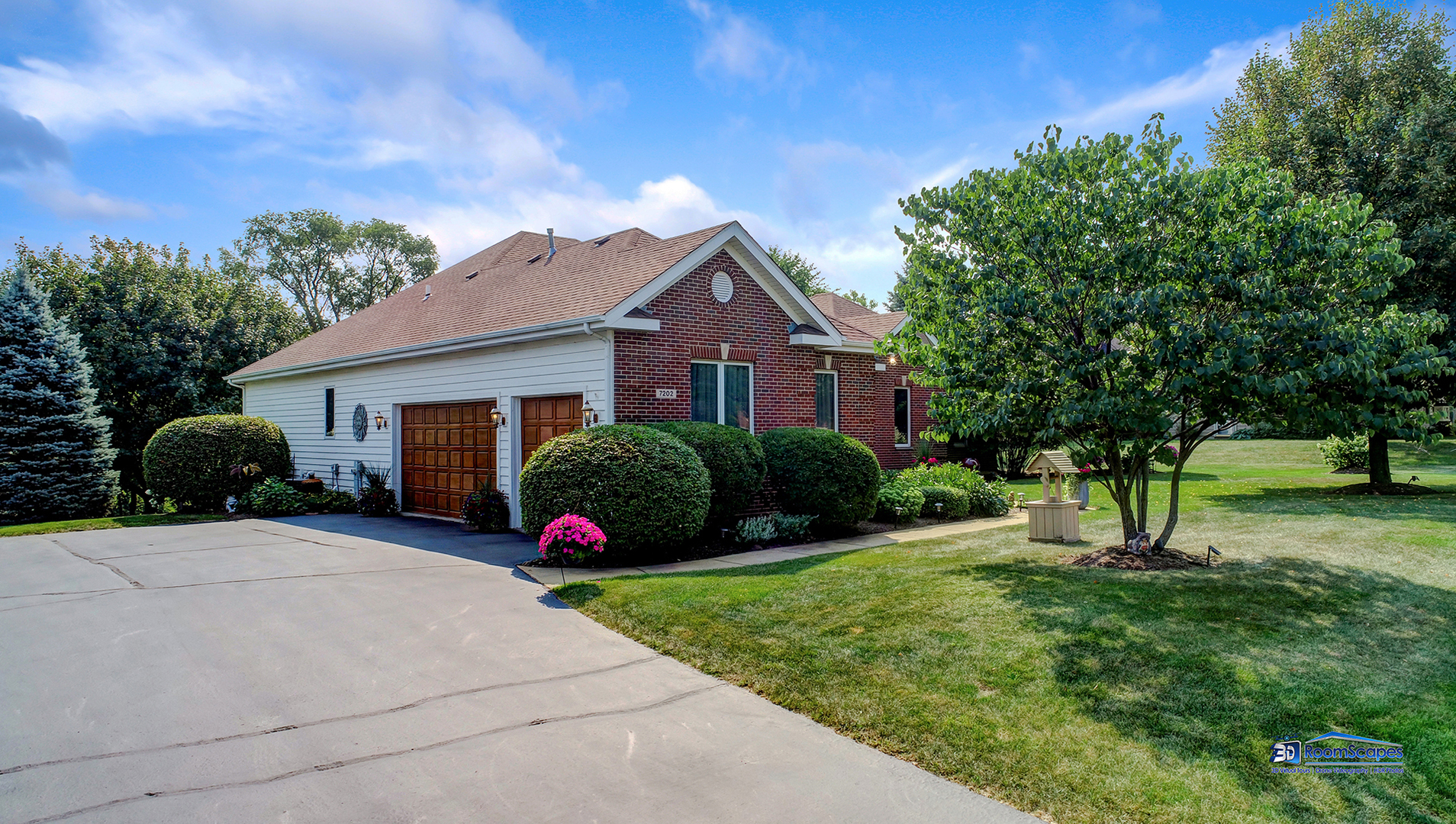 7202 Lone Oak Road Spring Grove, IL 60081 - Photo 51 of 59 a front view of a house with a yard