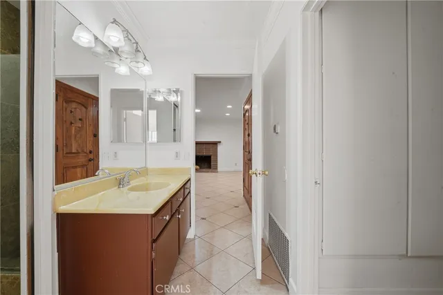 $869,888 | 937 North Greenpark Avenue, Covina, CA 91724