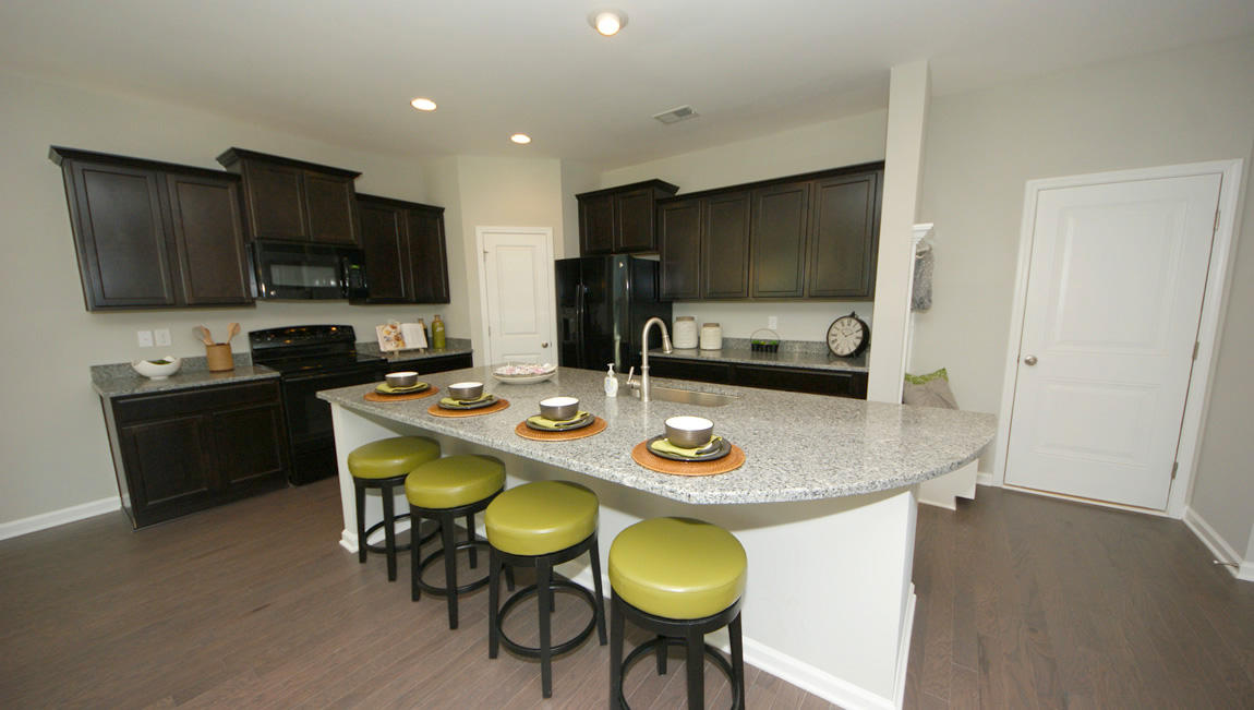 172 Hickory Ridge Way Summerville, SC 29483 - Photo 39 of 73 Mackenzie-2-C-2158_Hickory-Ridge_Kitchen