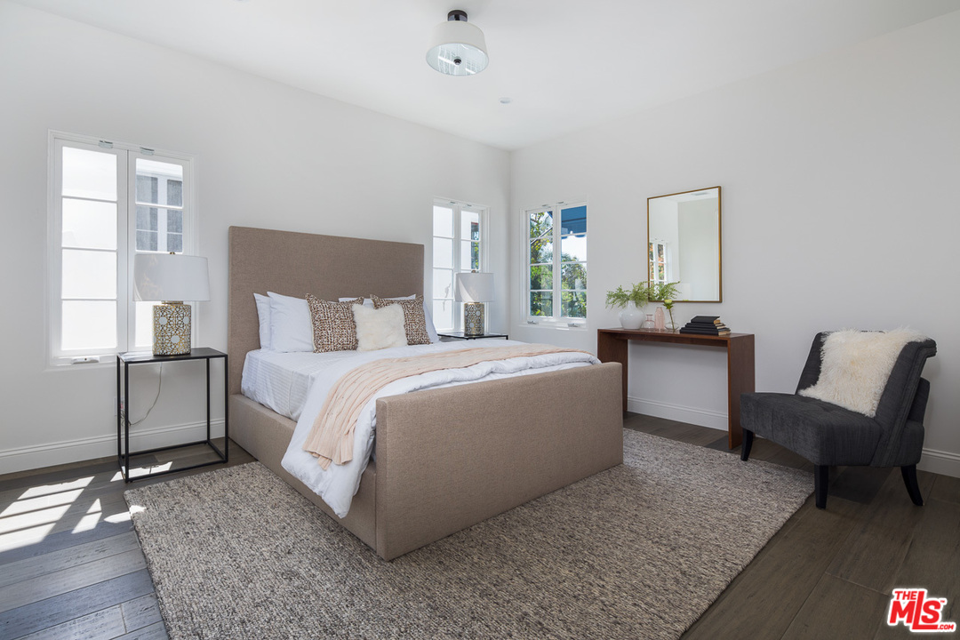 6116 Warner Drive Los Angeles, CA 90048 - Photo 24 of 44