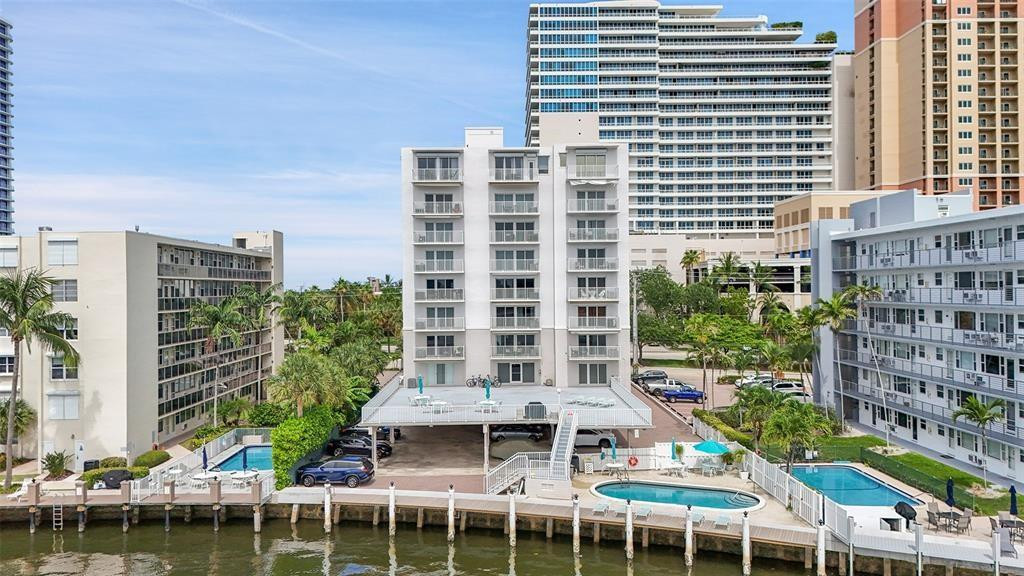 95 North Birch Road, Unit 301 Fort Lauderdale, FL 33304 - Photo 43 of 54 REAR VIEW