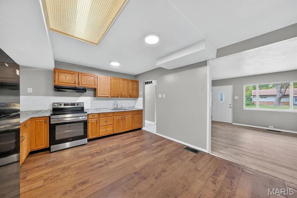 138 Grampian Road St. Louis, MO 63137 - Photo 7 of 23 Gallery Image 7